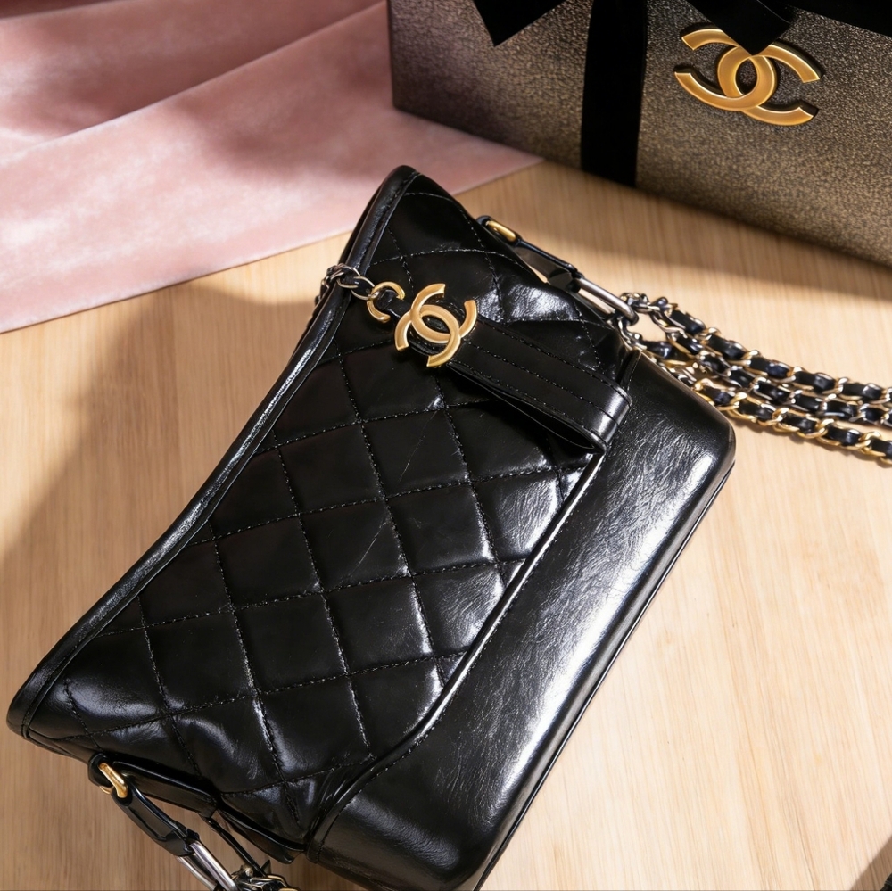 <AUTHENTIC>Chanel Gabrielle Hobo Small Bag in Black - Picture 3 of 6